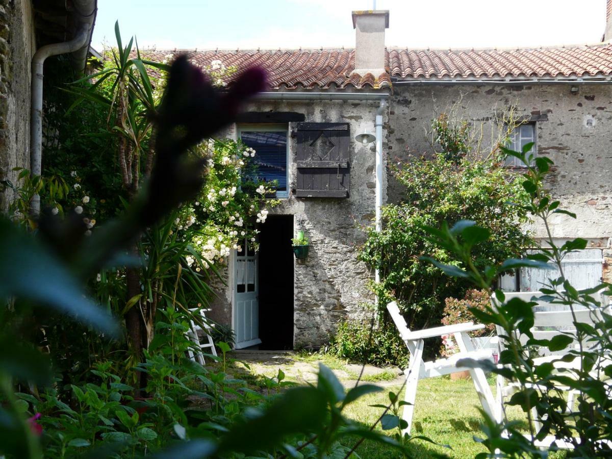 Topaze Sejour Chez Le Vigneron Monnieres  Екстер'єр фото